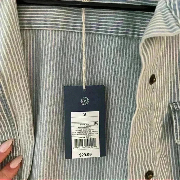 NWT Universal Thread Railroad Lightweight Jacket Size S Oversized Denim Chambray - Picture 3 of 7